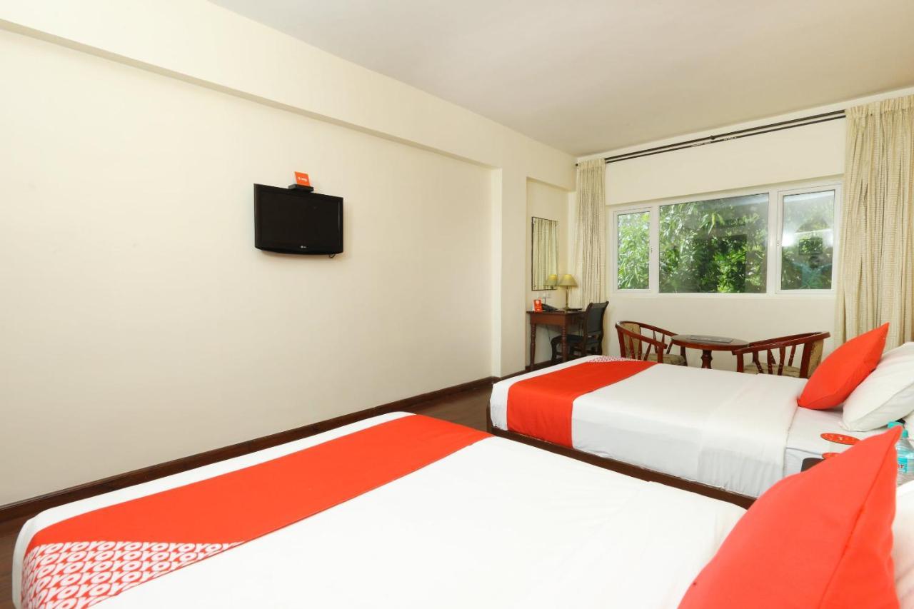 Oyo 15925 Tommaso Hotels And Resorts Sriperumbudur Bagian luar foto